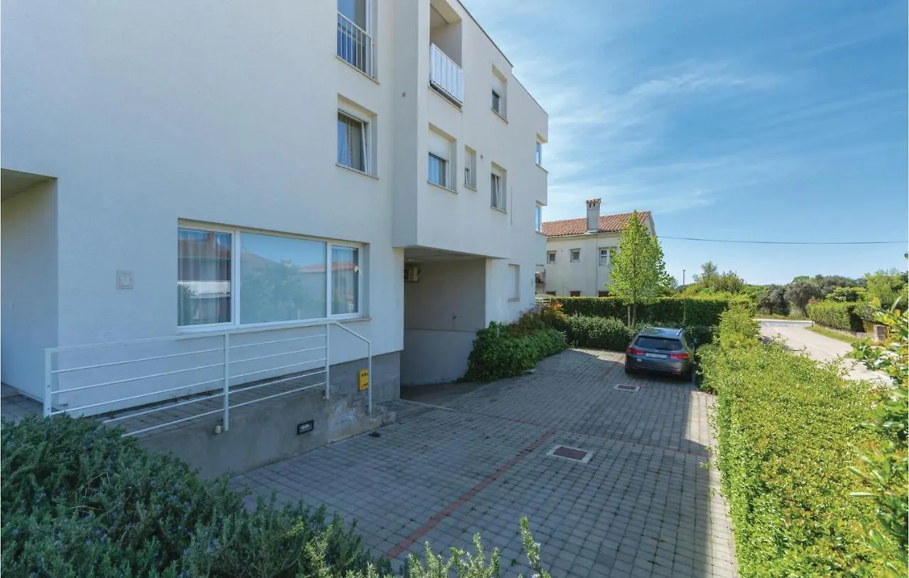 1 Bedroom Lovely Apartment In Rovinj
