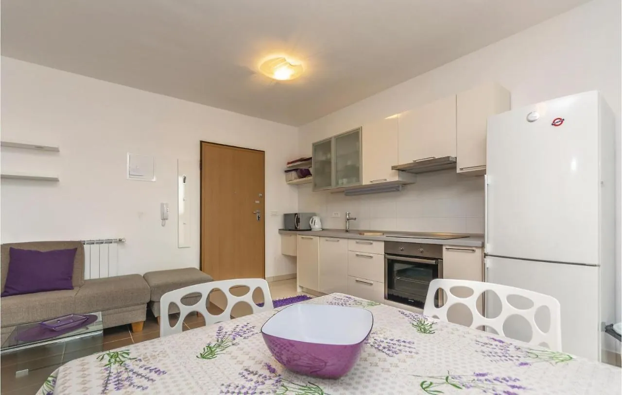 1 Bedroom Lovely Apartment In Rovinj Croatia