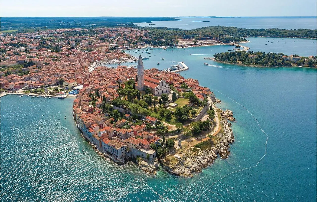 1 Bedroom Lovely Apartment In Rovinj Croatia
